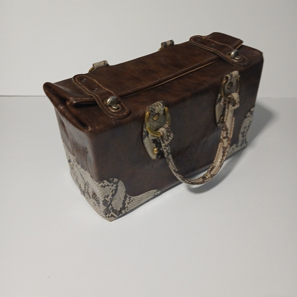 Leather Small Suitcase With Genuine Snake Skin Accents 18"X 11" RARE Brown Faux? - Picture 3 of 9